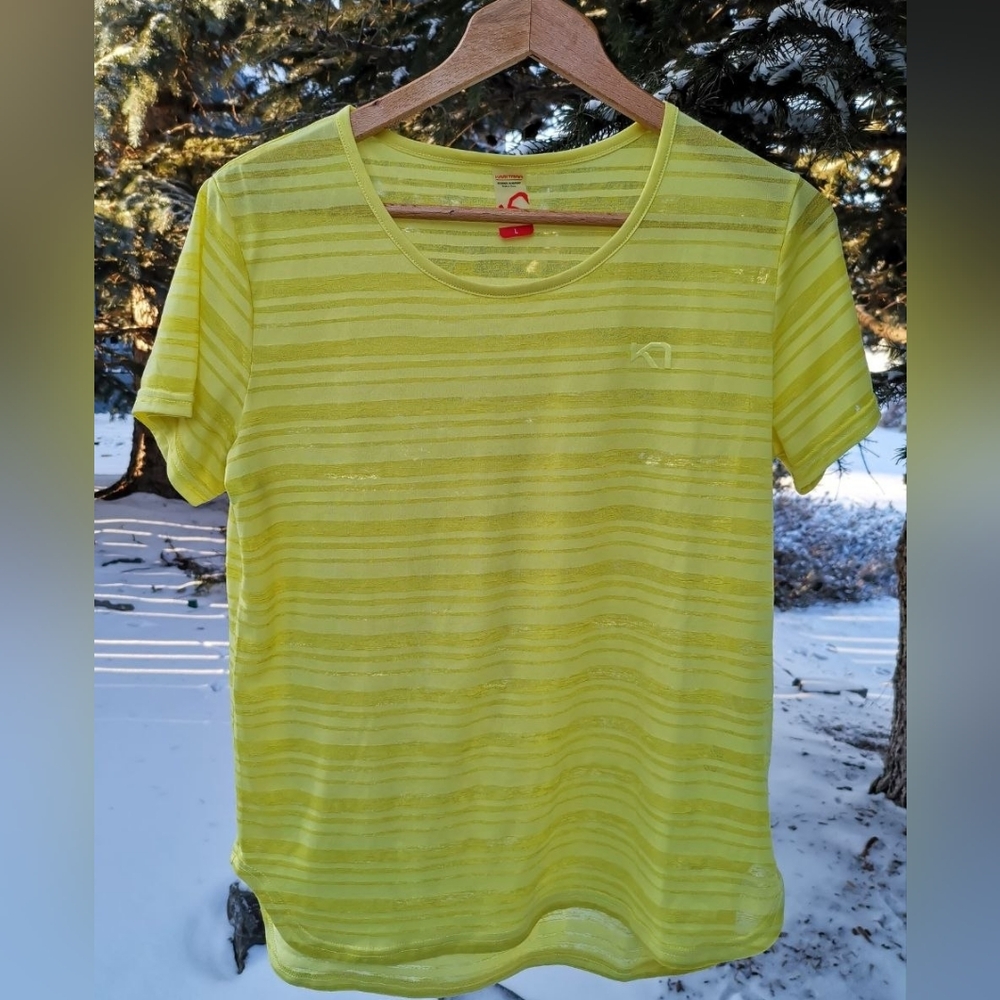 Kari Traa Semi Sheer Short Sleeve Top Woman Large